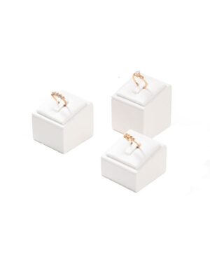 JD254 Set of Three White Imitation Leather Ring Pedestals
